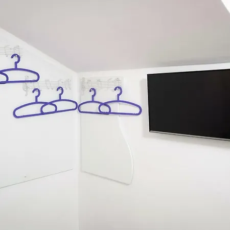 Mira's Dream,self Check-in Apartment Split